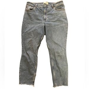 ABERCROMBIE AND FITCH THE SKINNY HIGHRISE - CURVE LOVE